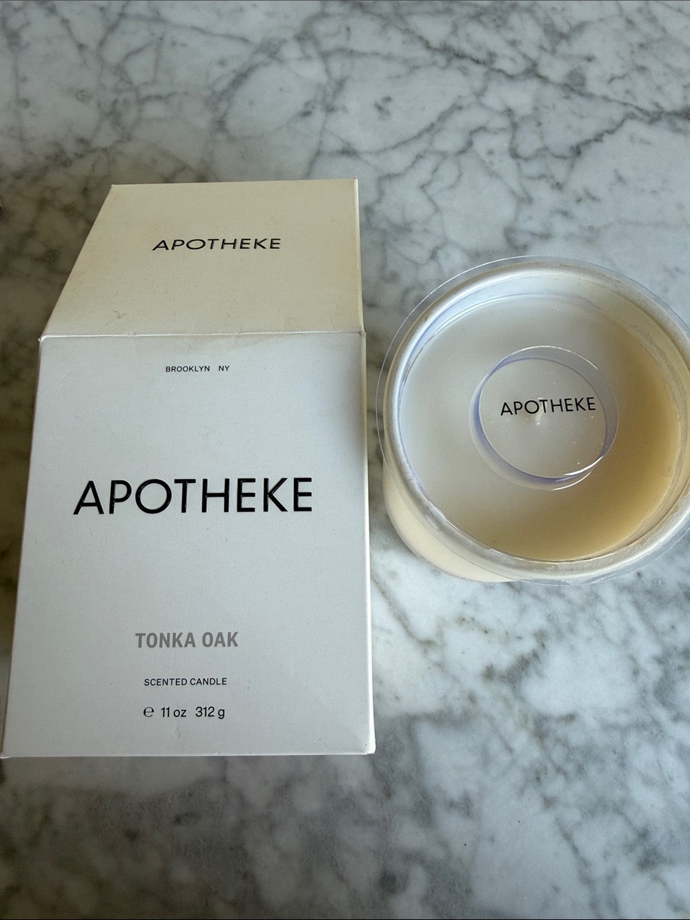 Apotheke Tonka Oak Scented Candle